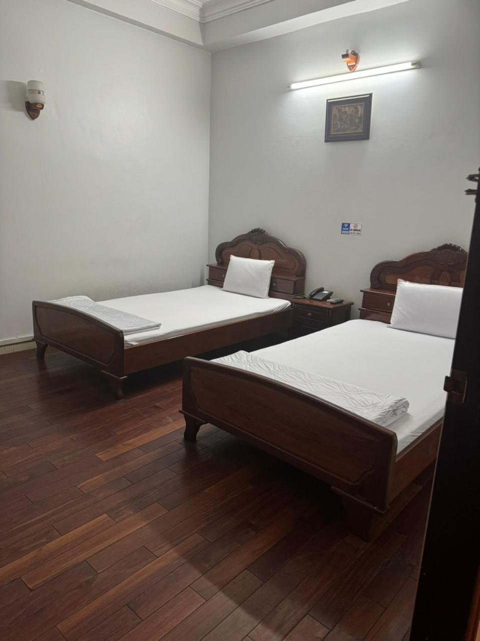 Song Cau Hotel โฮจิมินห์ซิตี้ ภายนอก รูปภาพ